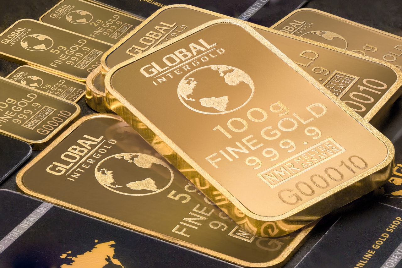 Investing in Gold: Should You Trust this Precious Metal with Your Money?