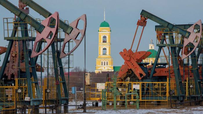 Oil Prices Jump as OPEC+ Fails to Reach a Deal