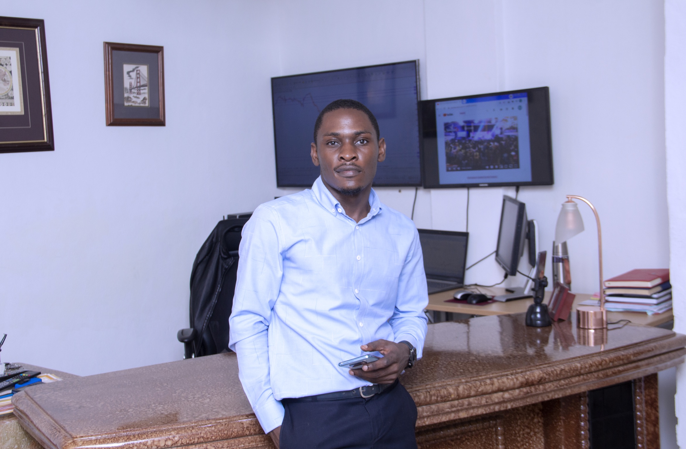 The Dow and S&P Close out Winning Week, Disney Gets Profitability Boost