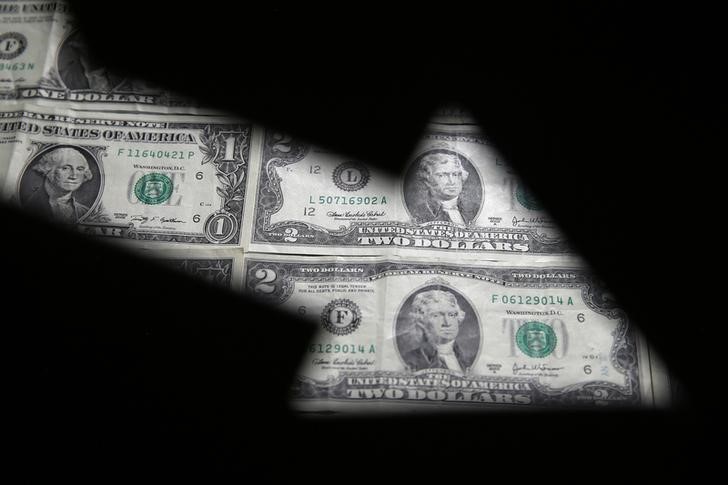Federal Reserve Keeps Interest Rates Unchanged, Says Rate Hikes Coming Sooner Than Expected
